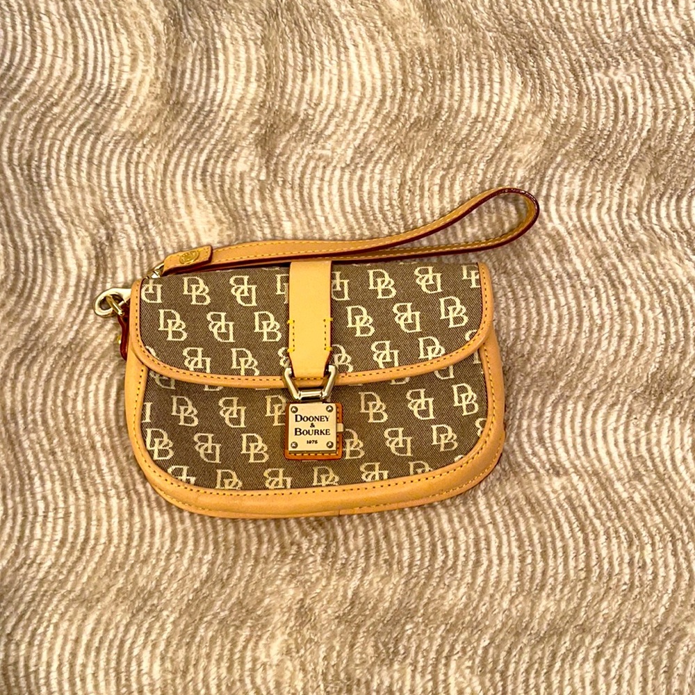 Romney & Bourke clutch/wristlet